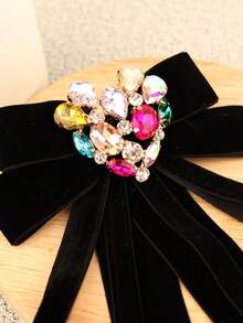 1入黑色復古風格天鵝絨緞帶,配色彩色鑲嵌心形裝飾胸針/別針,適合日常穿著、派對和聚會 - 黑色 - 查看 5