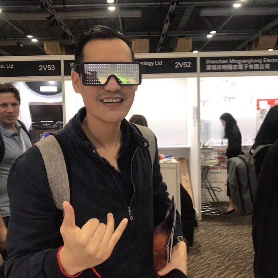 1 件男女通用 Led 充電發光眼鏡適合派對、音樂節、夜總會、生日、聖誕節和新年,安全夜間駕駛眼鏡