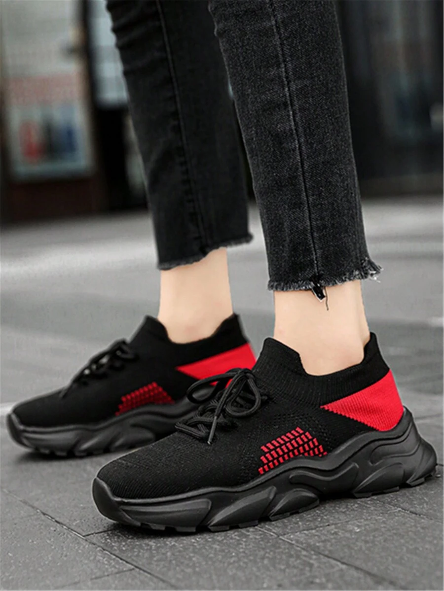 時尚針織輕便步行鞋情侶休閒運動鞋,舒服的透氣女性前繫帶運動鞋,男士撞色編織競技運動鞋 - 黑色 - 查看 1