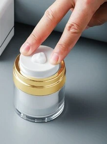 1入組亞克力泵瓶用於裝乳霜和乳液,容量可選15ml 30ml 50ml 100ml,配有全罩式設計