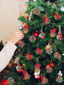 18入組/套木頭聖誕花環在各種各樣尺寸和紅色的吉祥鳥花環懸掛裝飾品適用於戶外節日派對,禮物,合適的適用於聖誕裝飾