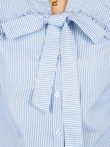 Camisa elegante para dama con diseño de rayas cuello olan y listón para moño - Azul - Ver 4