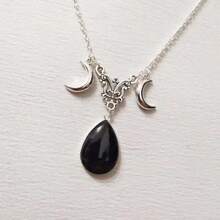 European And American Gothic Triple Moon Necklace