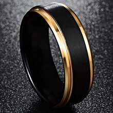 Anillo De 1 Pieza 8mm De Acero Inoxidable Con Superficie Pulida Negra De Alta Calidad Y Borde Chapado En Oro Para Compromiso De Bodas. Mejor Anillo De Regalo Para Días Festivos Para Ser Queridos, Padres, Familiares Y Amigos. - Negro - Ver 13