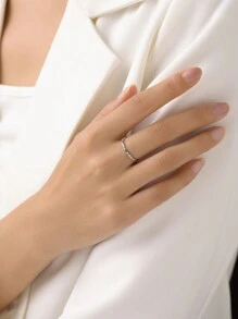 1 件 925 純銀簡約幾何彩虹透明鋯石可疊戴戒指適合女女孩抗過敏精美珠寶禮物 - 銀色 - 查看 3