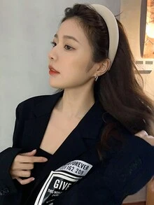 1個女士白色高海綿髮箍,秋冬時尚優雅,適合日常使用、淋浴、洗臉、化妝和搭配服裝作為髮飾