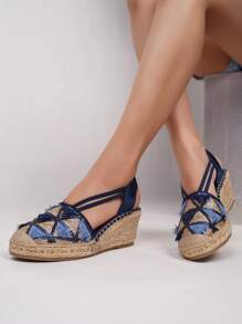 Halloween Bohemian Elegant Women's Shoes, Gold High Heel Sandals, Black High Heels, Gold Glitter Wedge Sandals, Summer Sandals 2025 New Commuting Fashion Minimalist Casual Pink Apricot High Heels, Comfortable Platform Closed Toe Shoes, Navy Blue High Heels, Woven Bottom Fringe Women High Heels, Thick Heel Fisherman Shoes Suitable For Dates And Shopping, Women Platform Sandals - Navy Blue - View 6