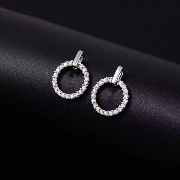2 Pièces Nouvelles Boucles D'oreilles Clip Strass De Design De Cercle Simple Et À La Mode, Adaptées À Porter Pour Les Femmes Au Quotidien
