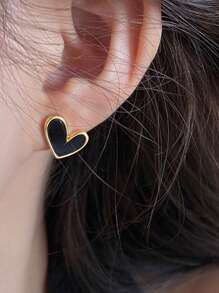 1pair Fashionable Black Small Heart Shaped Stud Earrings For Women - Black - View 1