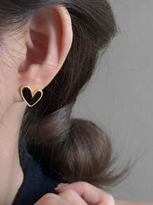 1pair Fashionable Black Small Heart Shaped Stud Earrings For Women - Black - View 2