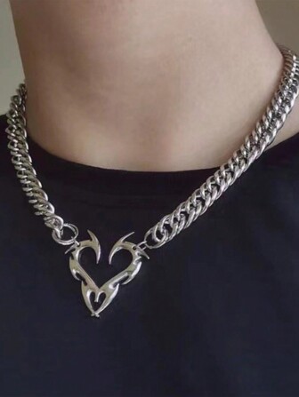 1pc Simple European & American Style Flame Totem & Heart Shaped Personalized Boutique Clavicle Necklace