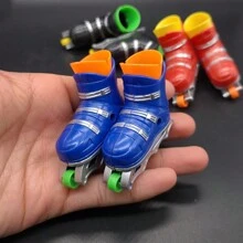 2pcs Random Color Finger Roller Skates, Mini Inline Skates Tool, Creative Novelty Model Toy - Multicolor - View 1