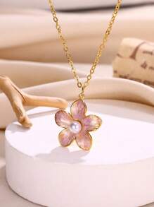 1條時尚金色不鏽鋼鏈,設有粉色花朵和珍珠,非常適合作為女士婚禮首飾禮物