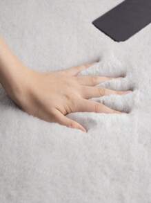 1PC Faux Rabbit Fur Rug, White Soft Fluffy Faux Fur Runner Rug, Shaggy Area Rug For Bedroom, Living Room, Machine Washable Nursery Rug - Grey - View 4