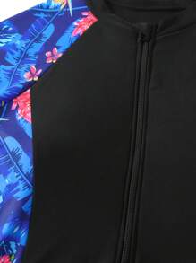 印花拉链前连体泳衣连衣裙，腰部有型，修身上衣，适合夏季海滩度假