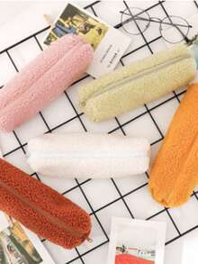 1pc Simple & Fresh Lamb Wool Plush Pencil Case - Brown - View 2