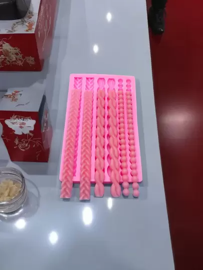 Braided Rope Faux Pearl String For Diy Fondant Decoration, Also Suitable For Plaster, Resin, And Glue Diy. 1pc Silicone Mold Included.