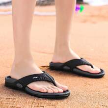 Men's Massage Anti-Skid Slipper: Quick-Drying Comfortable Indoor & Outdoor Sandals Summer Flip Flop
