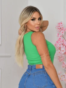 Women T-Shirts - 綠色 - 查看 2