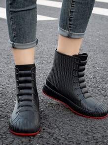 女款戶外柔軟舒適防滑雨鞋,男女同款情侶青年學生大尺碼雨季平底橡膠漁農工防水雨靴