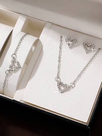 4pcs/Set Fashionable Hollow Heart Necklace Set For Women Valentines
