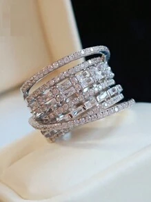 女士优雅方晶锆石装饰戒指