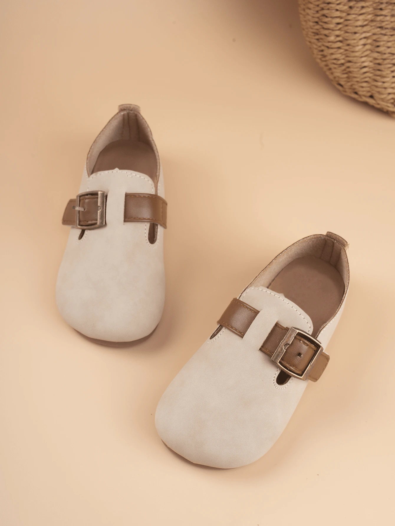兒童英倫風格pu皮柔軟豆鞋男女適用 - 米色 - 查看 1