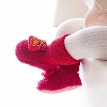 婴幼儿软底运动鞋 手工制作 加厚毛绒 防滑防踢 红色 圣诞节 新年 冬季