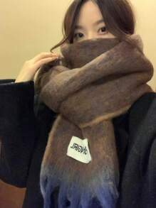 1條女用深咖啡色漸變色聚酯材質珊瑚絨流蘇圍巾 - 咖啡棕 - 查看 2