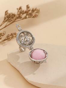 1 件精美銀色圖案鏤空小盒子吊墜,帶有微鑲嵌方晶鋯石,適合項鍊、錢包和其他配件 - 銀色 - 查看 3