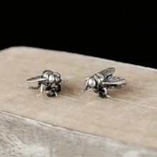 Creative Vintage Fly Shaped Earrings With Punk Street Style Design For Quality Jewelry - Silver - View 2