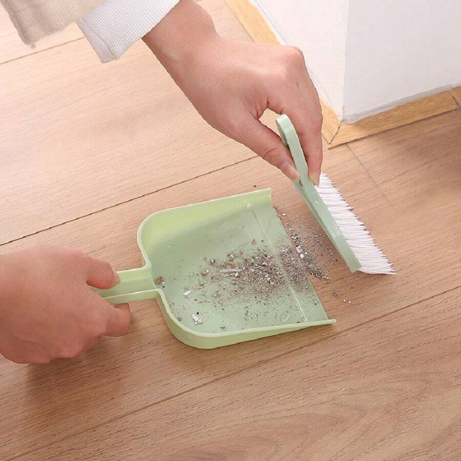 Pet Mini Broom And Dustpan Set, Suitable For Dogs, Cats, Hamsters, Guinea Pigs, Bears, Rabbits And Other Small Animals For Cleaning And Disinfection