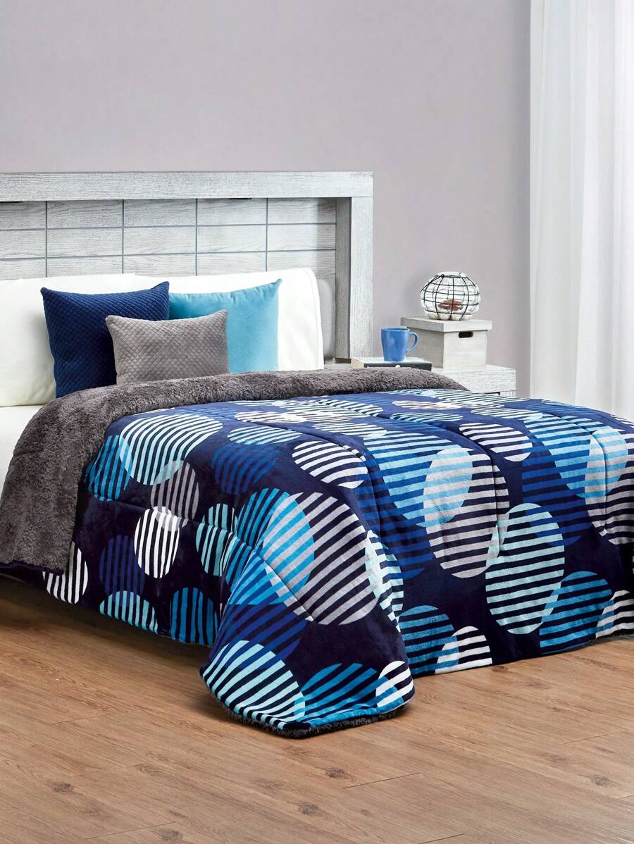 Home Elephant Blue Double Shearling Coverlet With Blue Thermal Circles - Blue - View 1