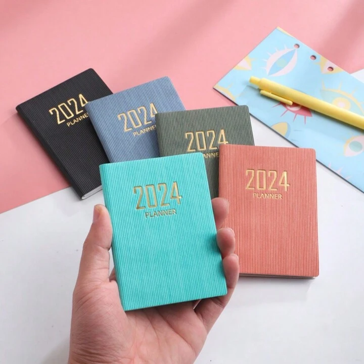 2024年度 コラージュスケジュール手帳 A 6サイズ♫（ほぼ日手帳