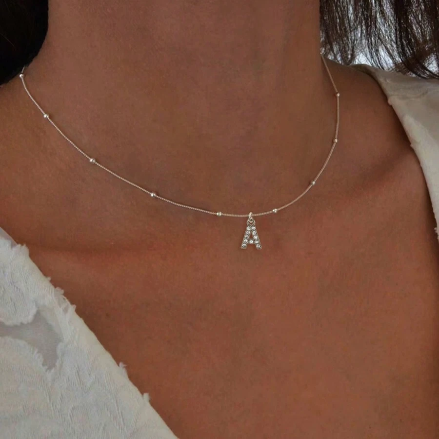 1件新款時尚26個字母鑲嵌鋯石鏈子項鍊，適用於女士 - 銀色 - 查看 1