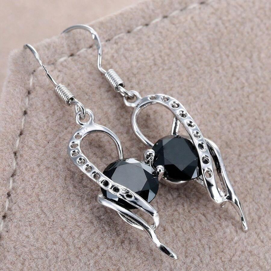 Fashionable Unique Design Black Earrings - Black - View 1