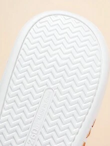 女式新款秋冬時尚厚底溫暖,防水和防滑家居靴子