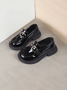 一雙兒童平底皮質懶人鞋，2024年春秋新款男女童鞋，適用於女孩