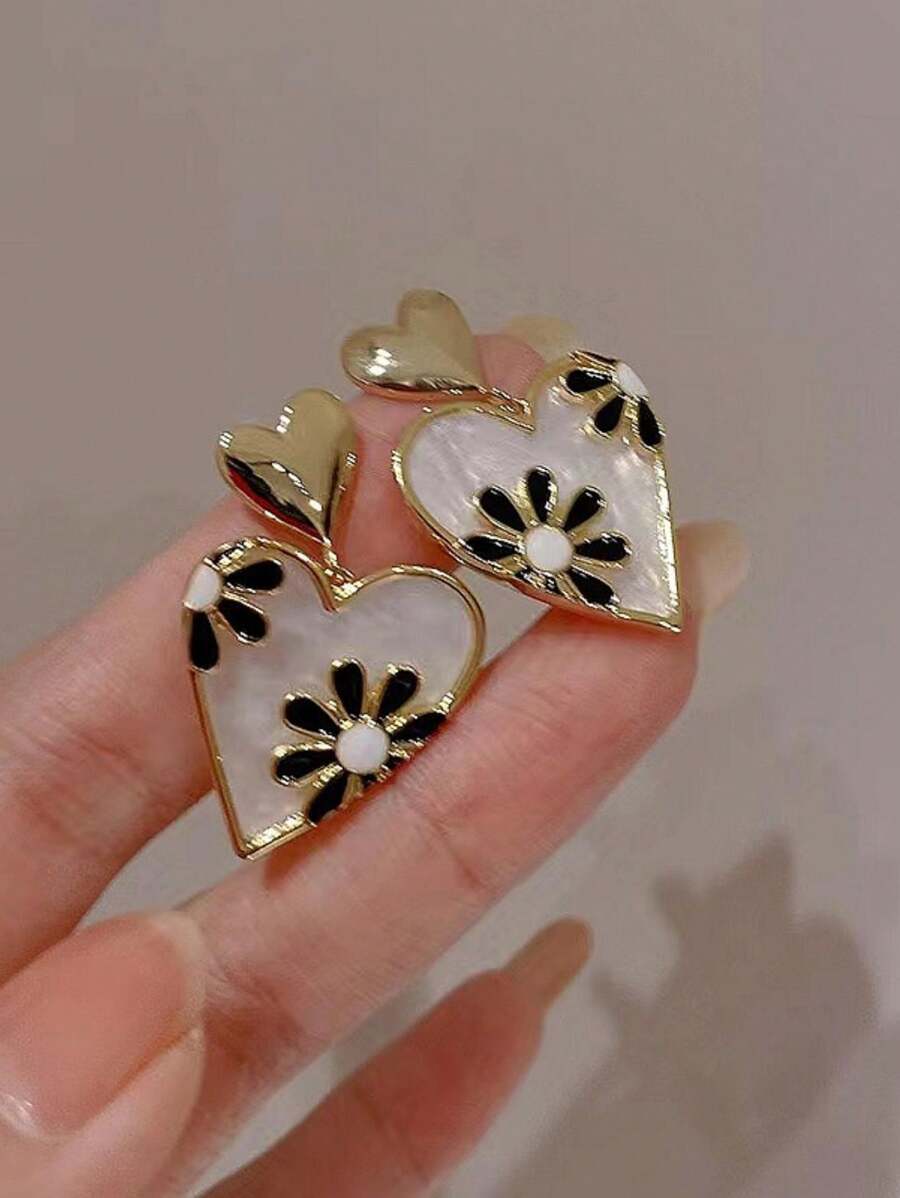 1 đôi bông tai hình hoa cúc nhỏ và trái tim kiểu Pháp cá nhân hóa, phụ kiện thiết kế độc đáo với hương vị thời trang, sang trọng, tinh tế và ngọt ngào, thích hợp để phụ nữ đeo hàng ngày vào ngày lễ tình nhân, ngày của mẹ, ngày của mẹ, quà tặng - yêu - Xem 1
