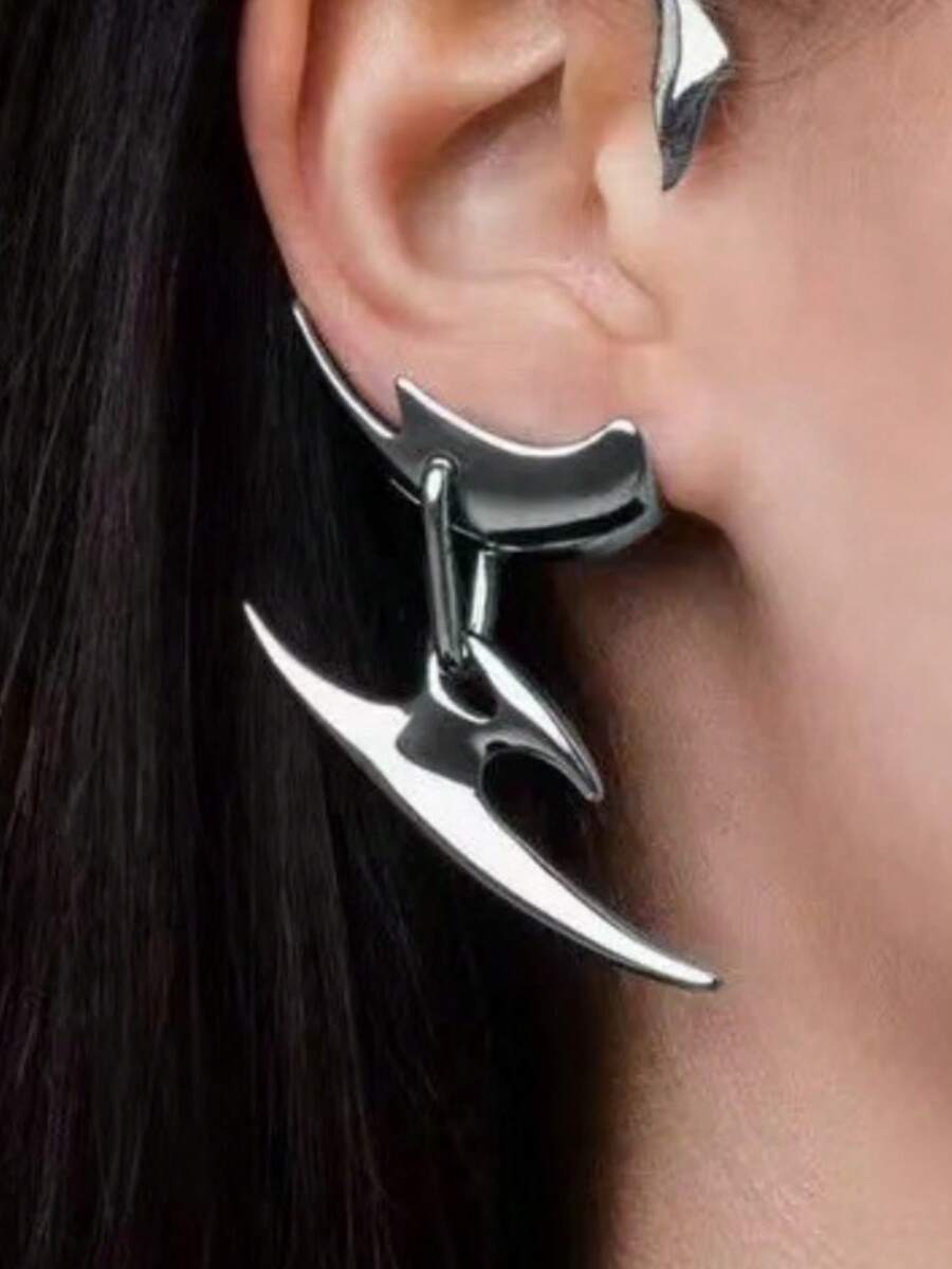 1pc European & American Style Mechanic Cyberpunk Ear Cuff For Non-pierced Ears, Cool Arrow Shaped Ear Clip For Men - Silver - View 1