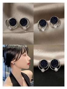 Blue Full Rhinestone Design Women's Earrings, Korean Fashionable Geometric Circle Shape - Black - View 1