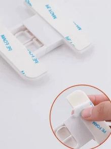2入組白色安全鎖,自黏貼式不須鑽孔防開啟、防卡扣安全鎖,適用於冰箱、抽屜、飲水機、櫥櫃等地方 - 白色 - 查看 7