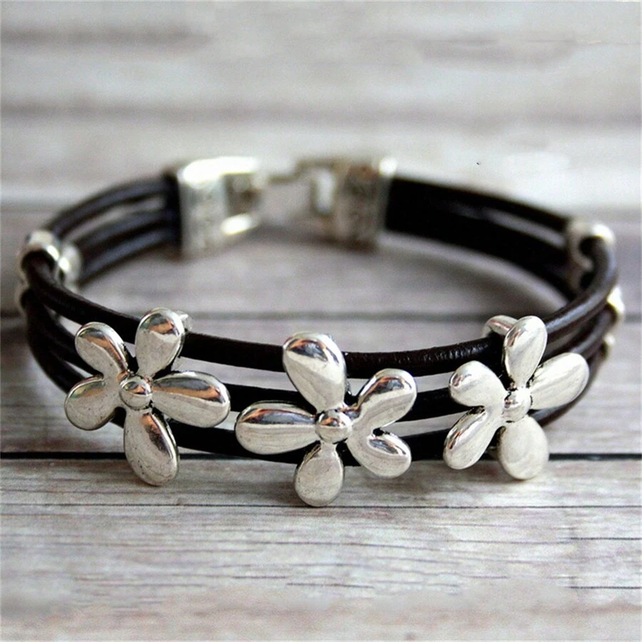 Bohemian Style Floral Pattern Leather Rope Bracelet, New Creative Party Gift For Women In Europe And America - Silver - View 1