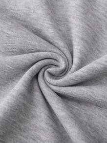 适合秋冬季的男童休闲街头风圆领印花卫衣 - 灰色 - 查看 4