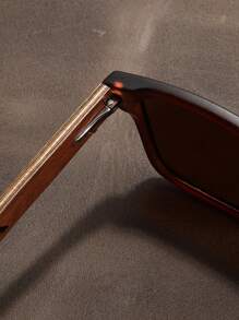 Retro Walnut Fashion Glasses Brand Ultra-Light Fashion Glasses For Men And Women Polarized Exquisite Fashion Stylish Festival Shades For Summer Beach Vacation,Outdoor,Travel