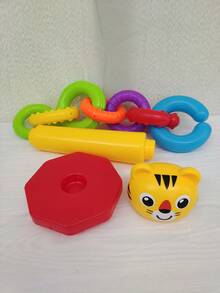 1套7層彩虹環堆疊玩具,附有2種卡通動物頭部,隨機發貨,兒童教育堆疊互動玩具 - 彩色 - 查看 4