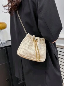 New Straw Shoulder Bag With Metal Chain, Fashion Straw Crossbody Bag With Metal Lock Clasp, Lightweight Minimalist Small Bag For Women, Fashionable Vacation Bag For Summer, Summer Straw Beach Bag For Women, Vacation Essentials, Perfect For Summer, Vacation & Beach