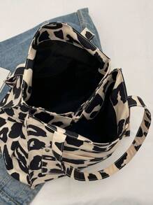Fashionable Large Capacity Tote Bag For Women,Versatile,Cow Pattern Pattern Random Print Shoulder Bag,High-End Casual Canvas Hobo Bag,Fashionable Leopard Print Tote Bag,Women's Casual Handbag & Shopping Bookbag,School Bag,Portable,Large Capacity,For Teen Girls Women College Students,Perfect For Office,College,Middle School,High School,Work,Business,Commute,Office,Beach, Casual Cow Print Pattern Purse For Women, Animal Print Women Bag, School Supplies, School Handbag, School Tote Bag, School Bookbag, Back To School Bags, Lightweight, Foldable, Classic Casual, Cute, Suitable For Teen Girls Women College Students, Perfect For Back To School, First Day Of School, Holiday, Vacation