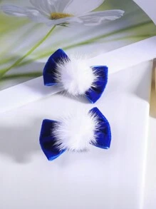 2入組/包可愛藍色天鵝絨髮夾,白色毛球和蝴蝶裝飾,適用於兒童,秋冬季節