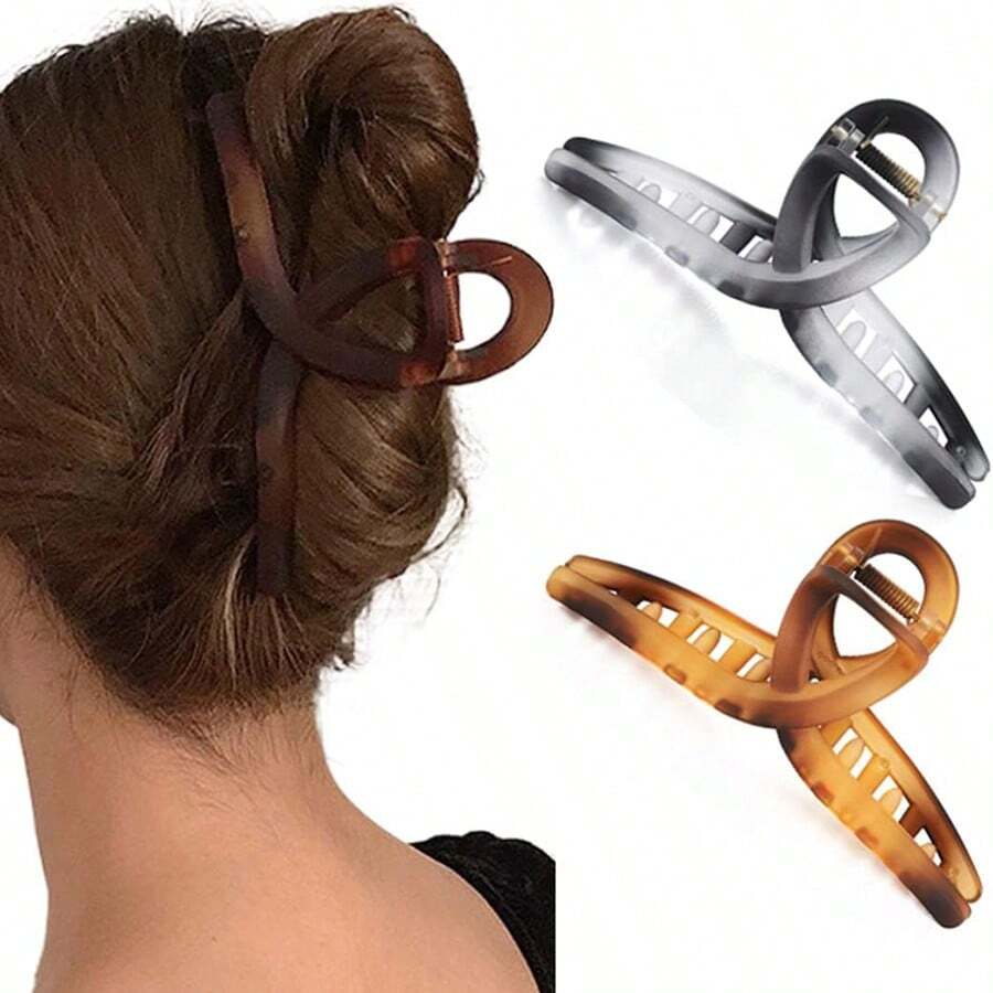 2入組女式大虎斑色啞光髮夾,適用於任何特殊場合,讓您更迷人更有魅力。生日、聖誕、萬聖節、感恩節等活動送女友、姐妹、妻子或母親的完美禮物